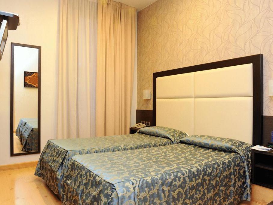 Hotel Piacenza Мілан Екстер'єр фото